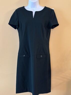 Dark Green Short-Sleeve Sheath Dress - Women's